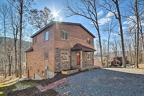 Cabin w/ Mtn View, 4 Mi to Massanutten Resort