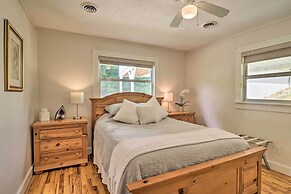Candler Cabin w/ Deck & Mount Pisgah Views!