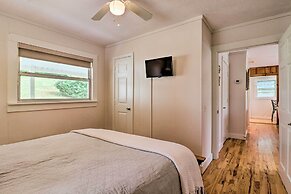 Candler Cabin w/ Deck & Mount Pisgah Views!