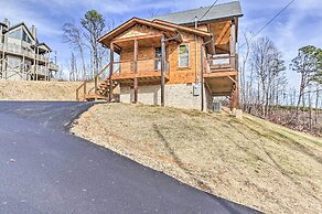 Smoky Mountain Hideaway w/ Hot Tub, Deck & Views!