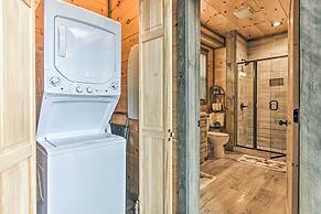 Smoky Mountain Hideaway w/ Hot Tub, Deck & Views!