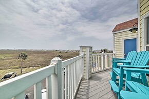 Resort-style Corpus Christi Condo w/ Ocean View!