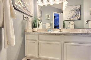 Resort-style Corpus Christi Condo w/ Ocean View!