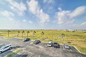 Resort-style Corpus Christi Condo w/ Ocean View!