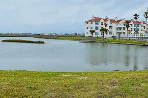Resort-style Corpus Christi Condo w/ Ocean View!