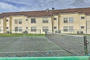 Cozy Kissimmee Condo Rental: 6 Mi to Disney World