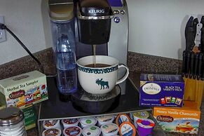 Quiet Fairplay Cabin w/ Rocky Mountain Views!