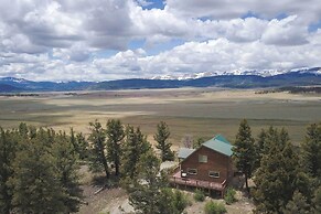 Quiet Fairplay Cabin w/ Rocky Mountain Views!