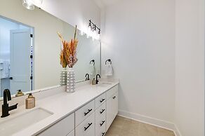 Clemson Home Near Memorial Stadium, Lake Hartwell!