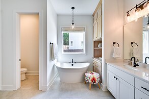 Clemson Home Near Memorial Stadium, Lake Hartwell!