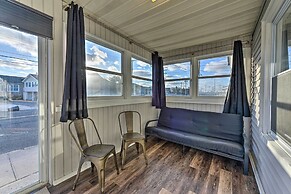 Gulf Coast Cottage - Walk to Beach & Boardwalk!