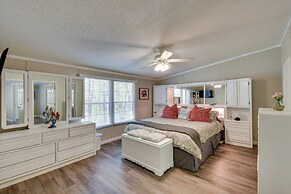 Secluded Hayesville Cabin Rental w/ Deck & Grill!