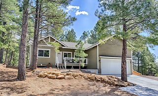Modern Cabin in the Woods - 10 Miles to Flagstaff!