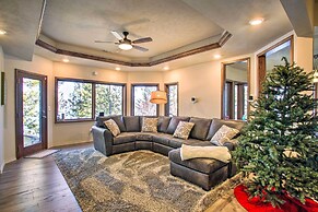 Luxurious Liberty Lake Hideaway w/ Hot Tub!