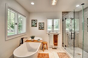 Cotter Home w/ Direct Access to White River!