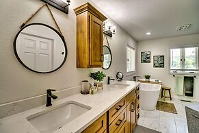 Cotter Home w/ Direct Access to White River!