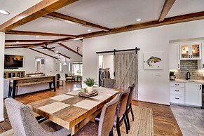 Cotter Home w/ Direct Access to White River!