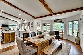 Cotter Home w/ Direct Access to White River!