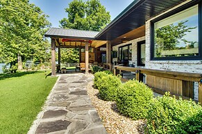 Cotter Home w/ Direct Access to White River!