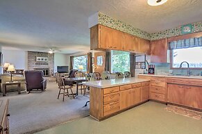 'honeysuckle on Hayden' Lakefront Home w/ Dock!