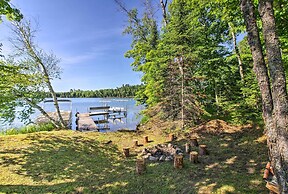 Trout Lake Cabin w/ Private Dock, Kayaks & Loft!