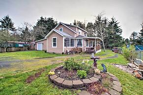 Updated Coos Bay Home ~ 2 Mi to Pacific Ocean