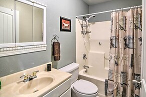 Updated Coos Bay Home ~ 2 Mi to Pacific Ocean