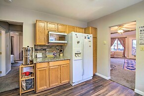 Updated Coos Bay Home ~ 2 Mi to Pacific Ocean