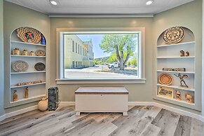 Stylish Basecamp 6850' Near Downtown Williams!