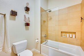 13 Mi to Dtwn Denver: Arvada Townhome w/ Deck