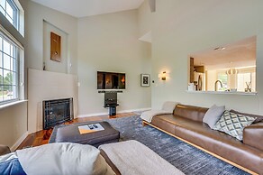 13 Mi to Dtwn Denver: Arvada Townhome w/ Deck