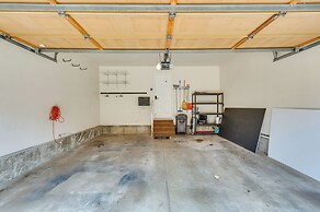 13 Mi to Dtwn Denver: Arvada Townhome w/ Deck