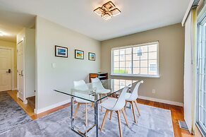 13 Mi to Dtwn Denver: Arvada Townhome w/ Deck