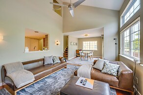 13 Mi to Dtwn Denver: Arvada Townhome w/ Deck