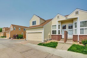 13 Mi to Dtwn Denver: Arvada Townhome w/ Deck