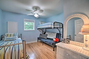 Kentucky Lake House With a Great Outdoor Space!