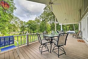 Kentucky Lake House With a Great Outdoor Space!