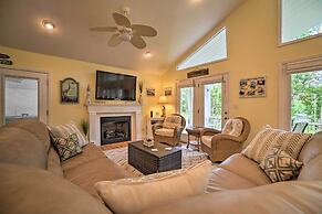 Kentucky Lake House With a Great Outdoor Space!