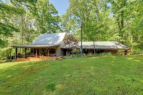 Relaxing Cosby Cabin w/ Fire Pit & Covered Porch!