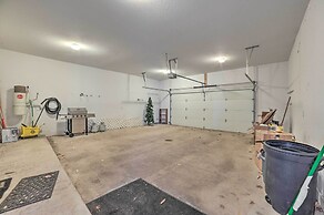 Pet-friendly Harbor Springs Home: Hot Tub + Pool!