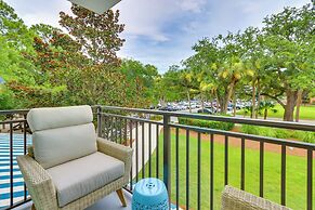 Walk to Pier & Golf: Heart of Harbour Town Condo