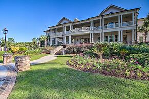 Walk to Pier & Golf: Heart of Harbour Town Condo