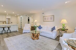 Walk to Pier & Golf: Heart of Harbour Town Condo