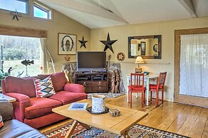 Emigrant Cabin on 10 Acres w/ BBQ & Peaceful Views