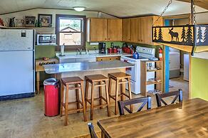 Emigrant Cabin on 10 Acres w/ BBQ & Peaceful Views