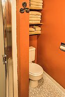 Emigrant Cabin on 10 Acres w/ BBQ & Peaceful Views