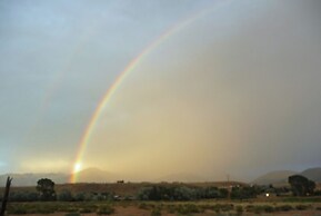 Emigrant Cabin on 10 Acres w/ BBQ & Peaceful Views