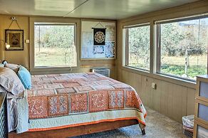 Emigrant Cabin on 10 Acres w/ BBQ & Peaceful Views