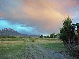 Emigrant Cabin on 10 Acres w/ BBQ & Peaceful Views