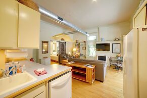 Charming Saugatuck Condo w/ Private Deck + Grill!